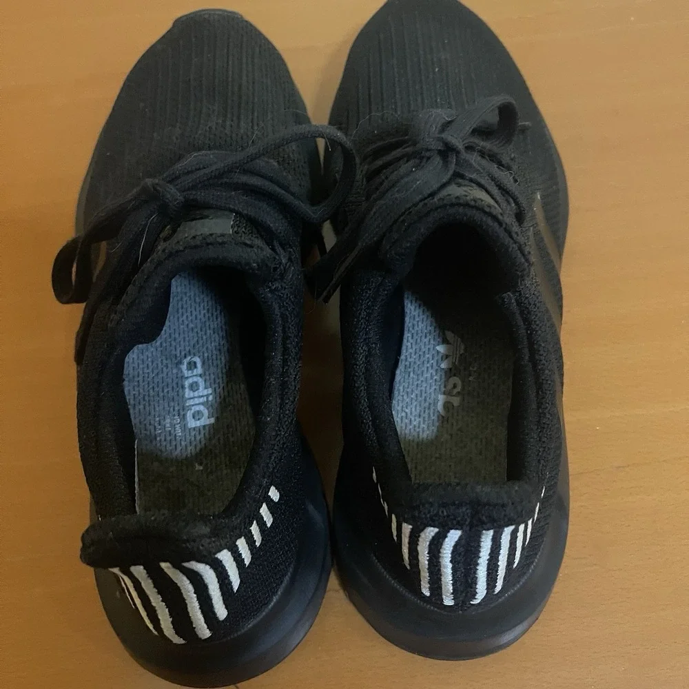 adidas swift run